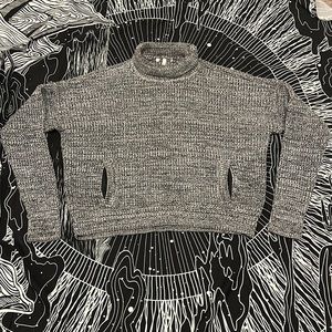 Victoria’s Secret Chic Thick Cropped Grey Knit Turtleneck Pullover Sweater Sz L